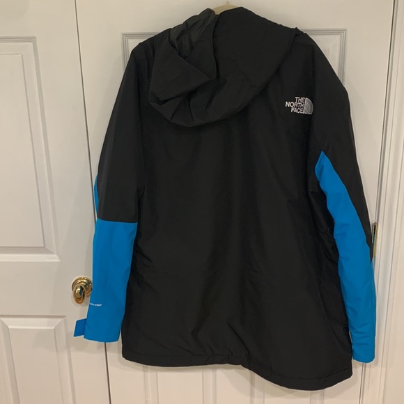 COPY - The North Face Men's Black Blue Goldmill Insulated Ski Parka Jacket size… - Picture 9 of 16